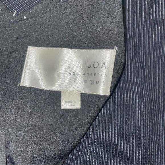 Nordstrom Cross-Strap V-Neck Bodycon Mini Dress - Picture 6 of 9